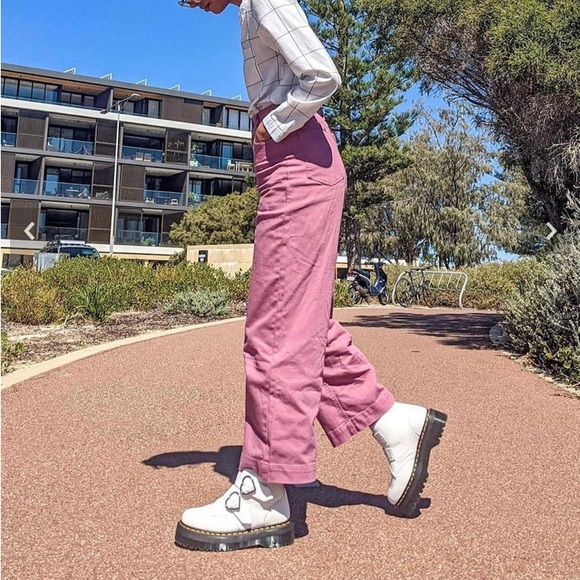 DEVON HEART LEATHER PLATFORM BOOTS - Picture 2 of 6